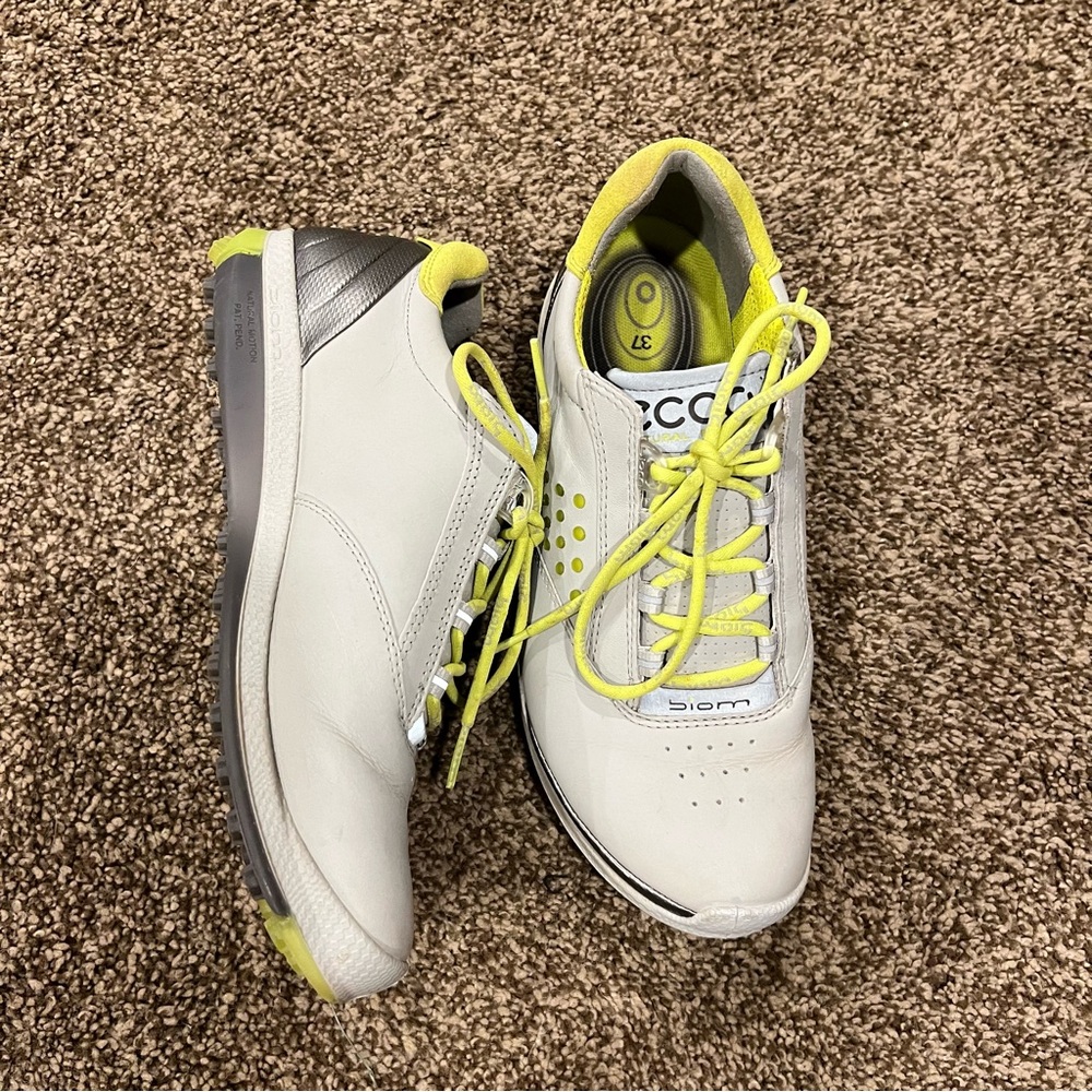 ECCO Biom Natural Motion Hydromax Golf Shoes Women’s 6/6.5, EU37 Gray Spikeless